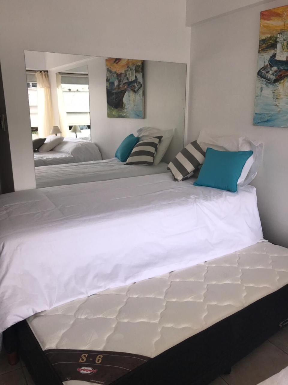 Apartmán Tango Pop Junto Al Obelisco En 820 Avenida Corrientes Buenos Aires Exteriér fotografie